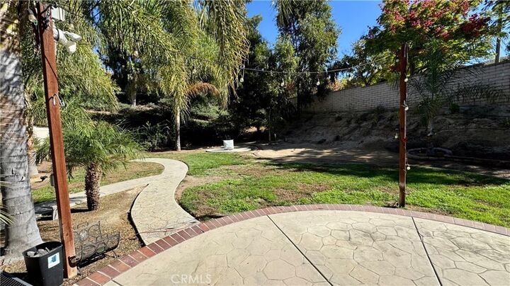 Property Photo:  43198 Lancashire  CA 92592 