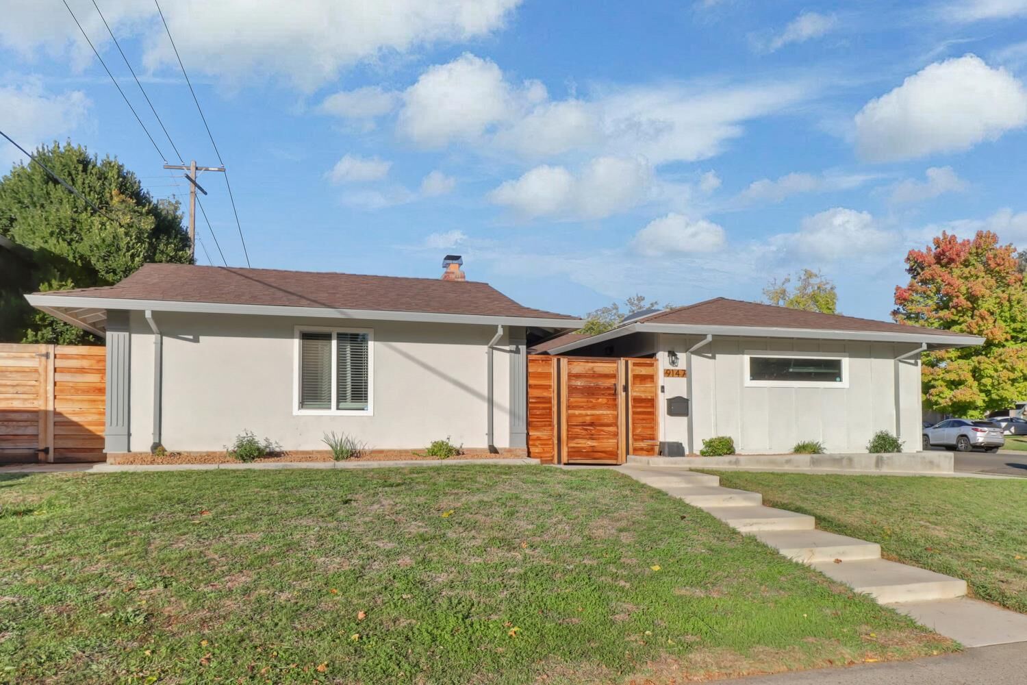 Property Photo:  9147 La Riviera Drive  CA 95826 