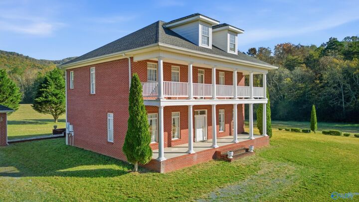 Property Photo:  126 County Road 98  AL 35740 