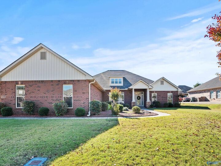 Property Photo:  131 Harbor Glen Drive SW  AL 35756 