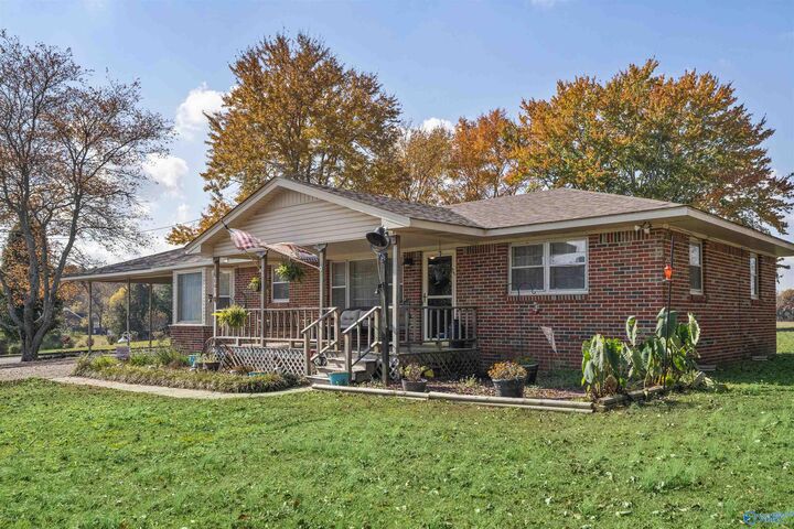 Property Photo:  18891 Bill Black Road  AL 35614 