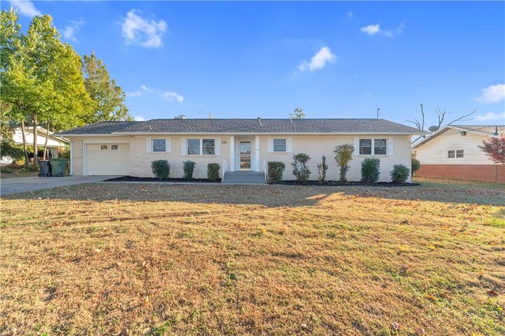 1208 W Cherry Street  Rogers AR 72756 photo