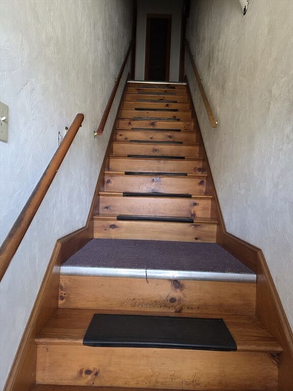 Property Photo: 3 Jacobson Dr 2 MA 01501