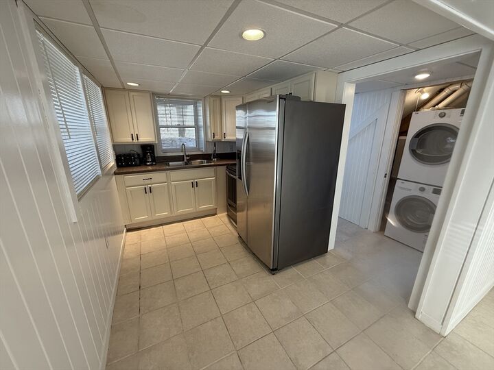 Property Photo:  187 Taylor Ave 1  MA 02360 