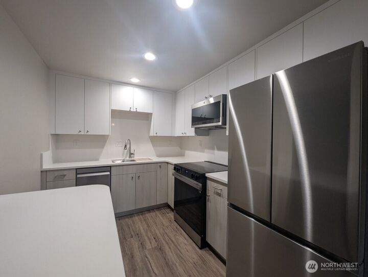 Property Photo:  551  Elm Way 549  WA 98020 