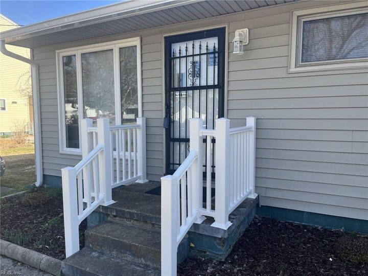 Property Photo:  4707 Dermott St  VA 23320 