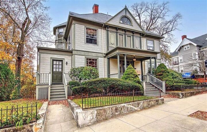 Property Photo:  165 Waterman Street 4  RI 02906 