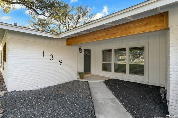 Property Photo:  139 Canyon Oaks  TX 78232 