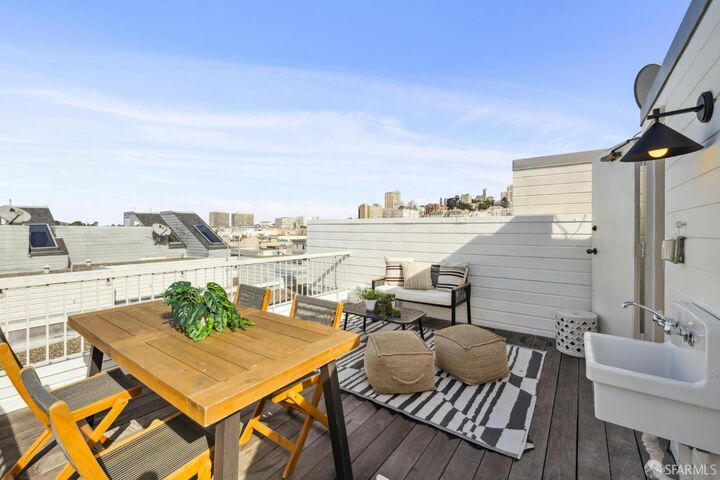 1755 Filbert Street 1K  San Francisco CA 94123 photo