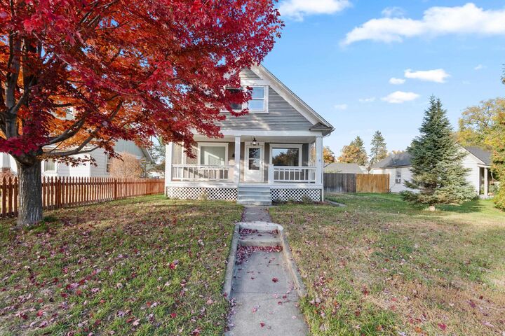 Property Photo: 1214 W Kiernan Ave WA 99205