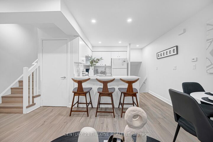 Photo de la propriété:  415 Jarvis Street 400  ON M4Y 3C1 