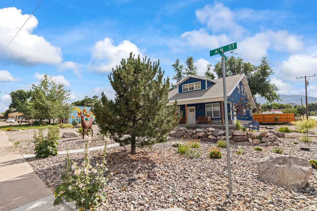 Property Photo: 87 N 100 W UT 84750