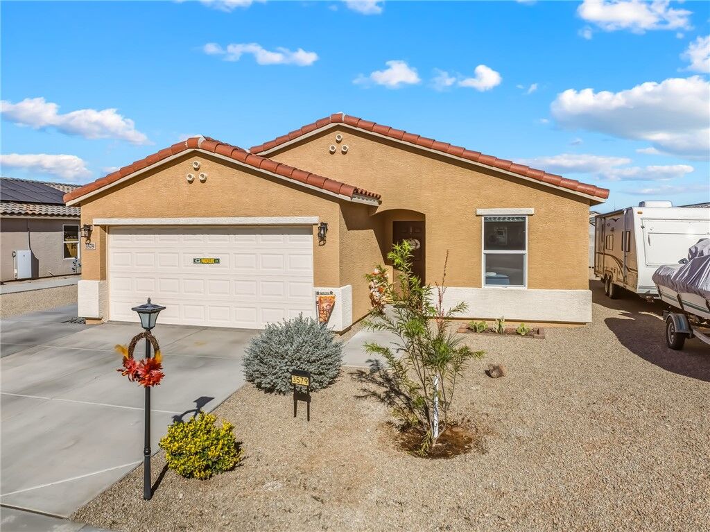 Property Photo: 3579 E Angelina Drive AZ 86409