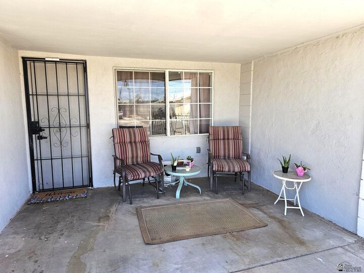 Property Photo: 2097 E La Mesa St AZ 85365