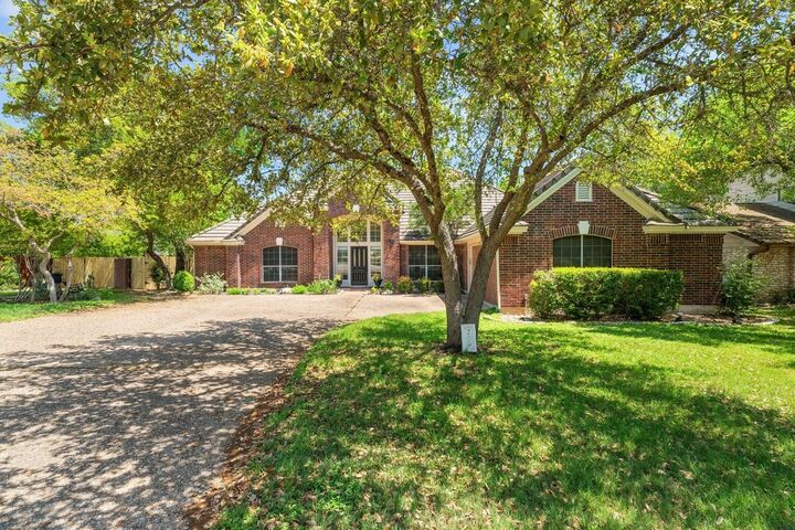 Property Photo: 209 El Rio Dr TX 78734