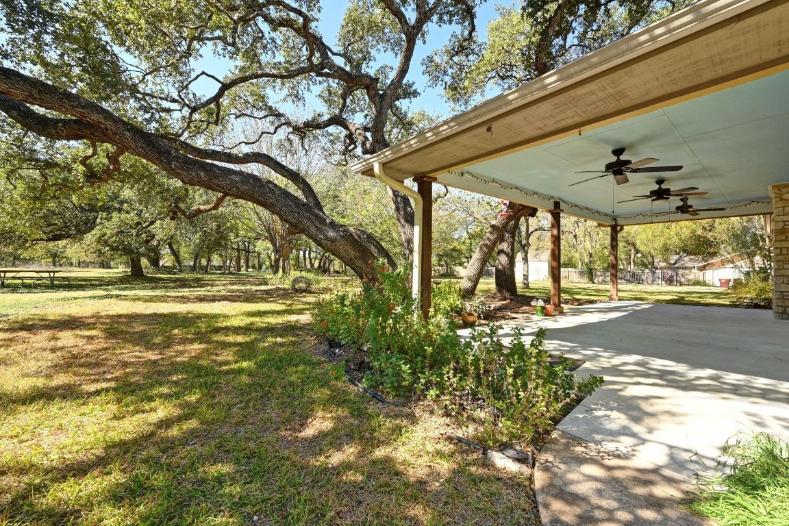 Property Photo: 207 Leisurewoods Drive TX 78610