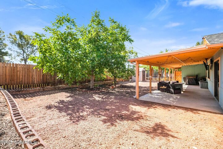 Property Photo:  1049 S 4th Street  AZ 86326 