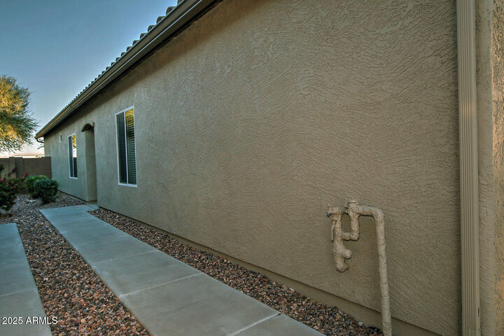 Property Photo:  7208 W Sonoma Way  AZ 85132 