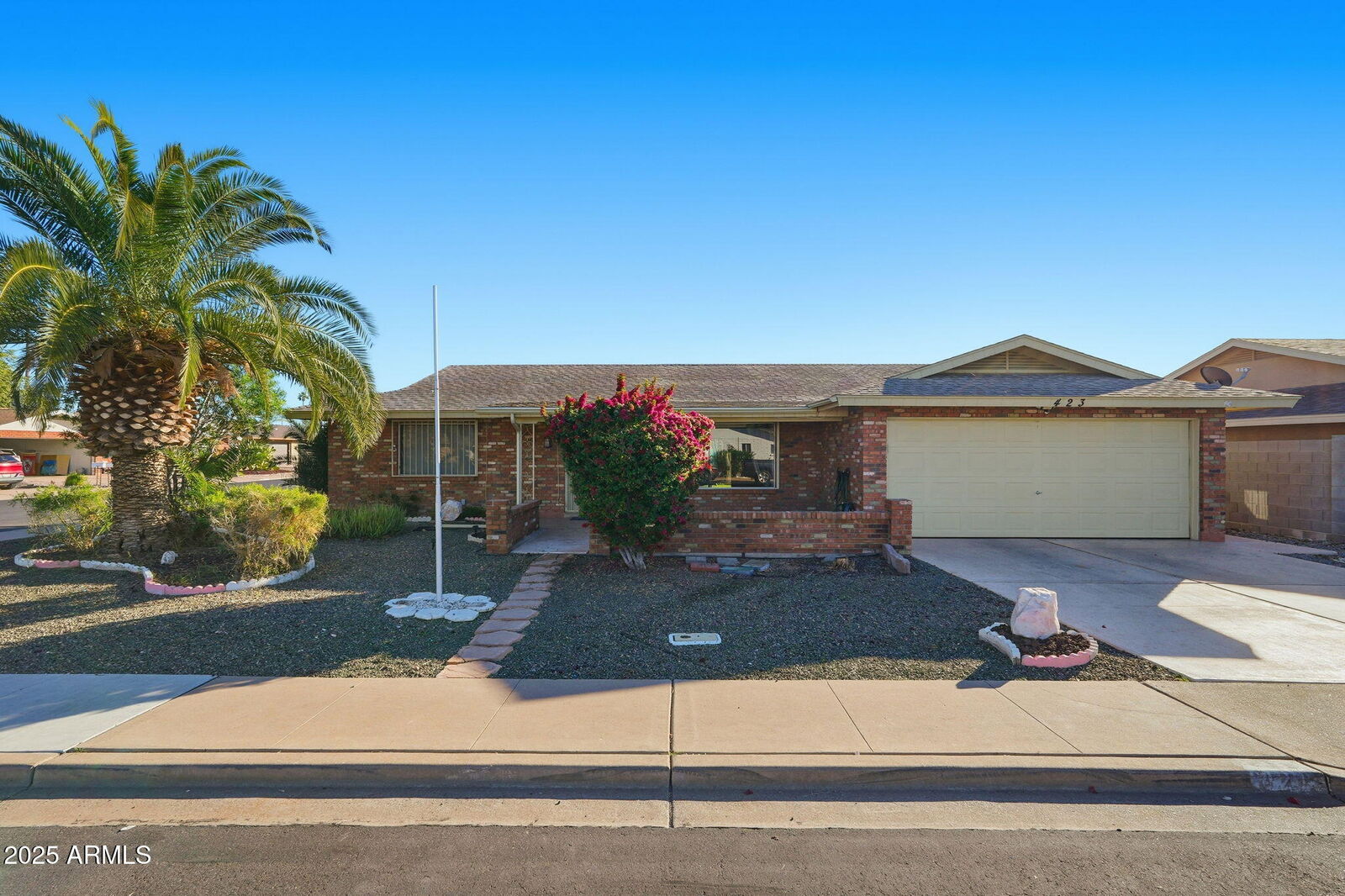 Property Photo:  423 S Racine --  AZ 85206 