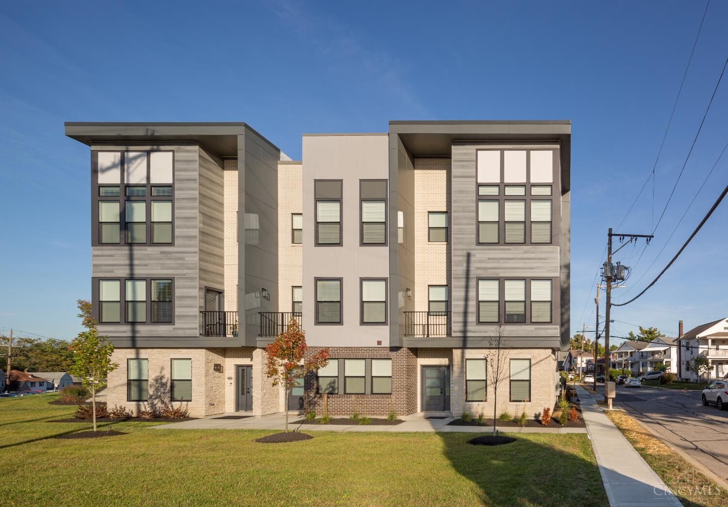 Property Photo: 3500 Madison Park Avenue OH 45209