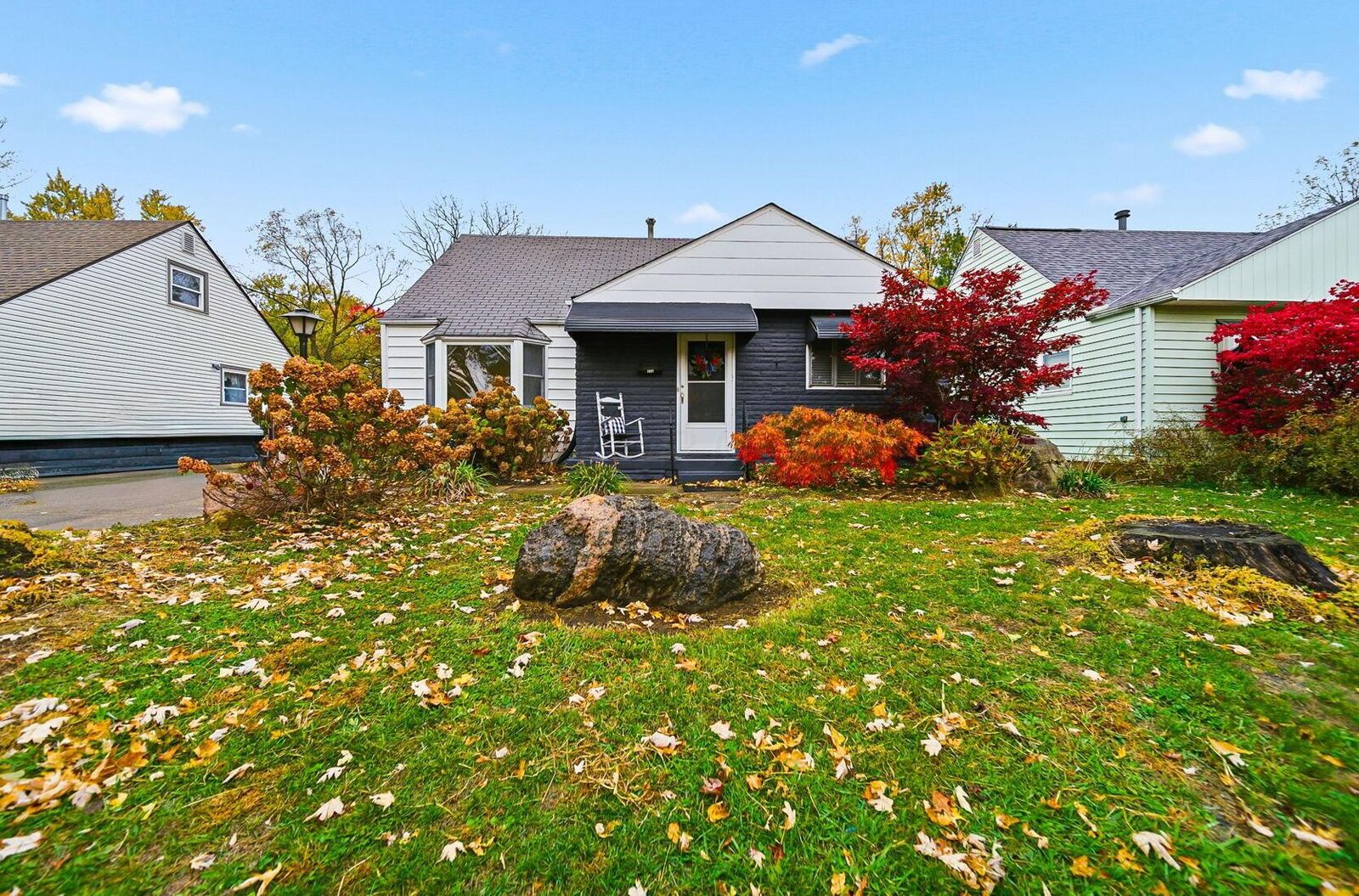 Property Photo:  1258 Urana Avenue  OH 43224 