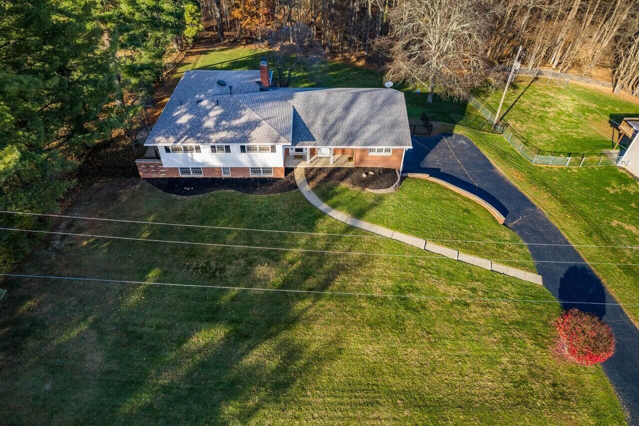 Property Photo: 1629 Marietta NE Road OH 43130