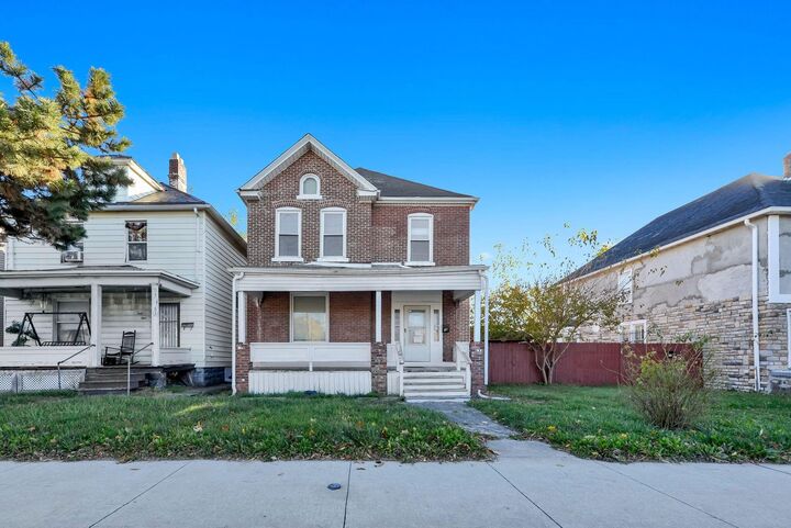 Property Photo: 58 S Central Avenue OH 43222