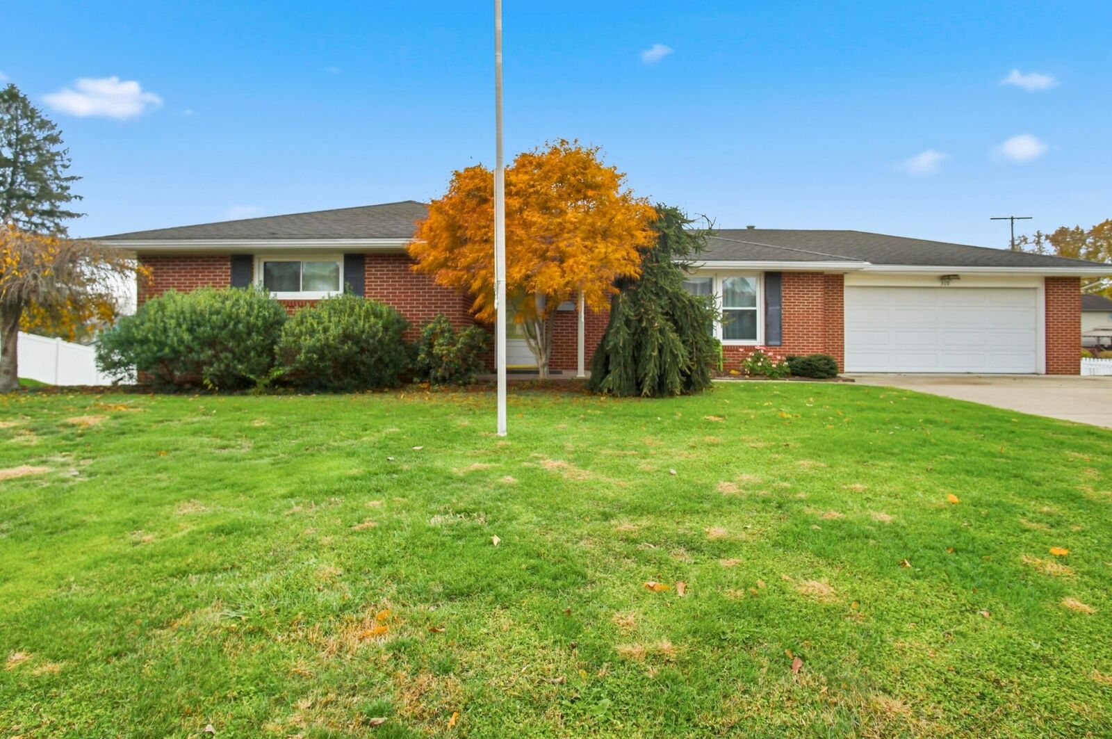 Property Photo: 310 Elm Street OH 43734