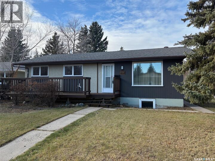 1202 East Centre  Saskatoon SK S7J 3A7 photo