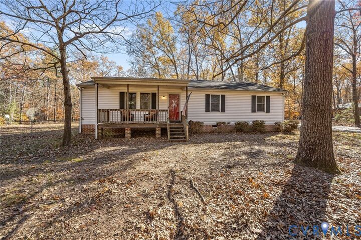 Property Photo:  6070 Richmond Tappahannock Highway  VA 23086 