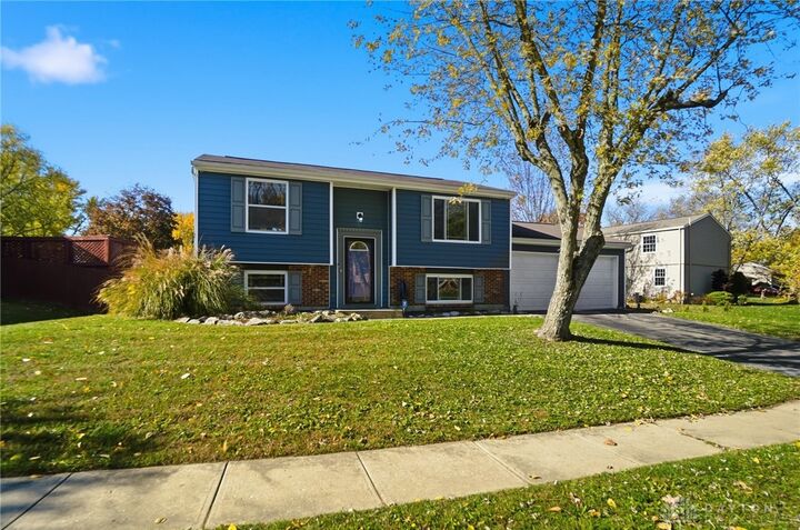 Property Photo:  4521 Willow Mist Drive  OH 45424 