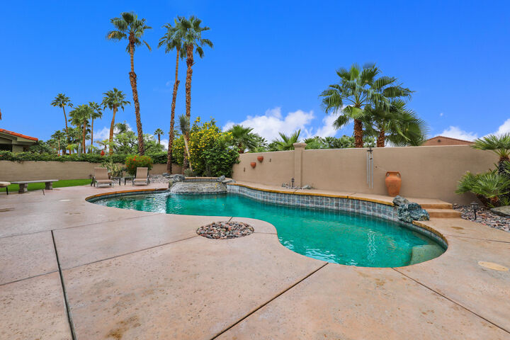 Property Photo: 69767 Camino Pacifico CA 92270