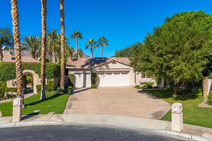 Property Photo:  78850 Via Ventana  CA 92253 