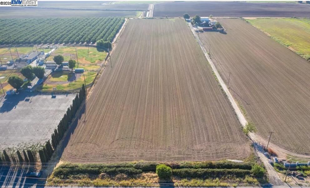 Property Photo:  4200 Roselle Ave  CA 95357 