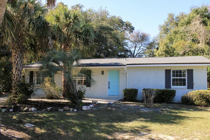 215 NE Buck Drive  Fort Walton Beach FL 32548 photo