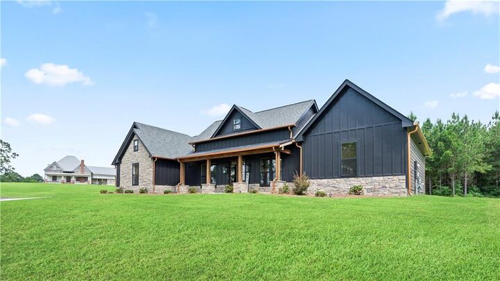 Property Photo:  100 Rainey Road  GA 30179 