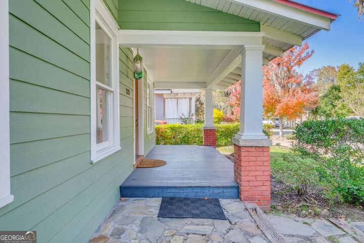 Property Photo: 1219 E 48th Street GA 31404