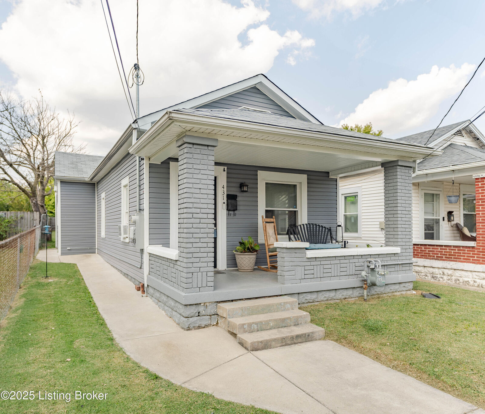 Property Photo:  431 E Brandeis Ave  KY 40217 