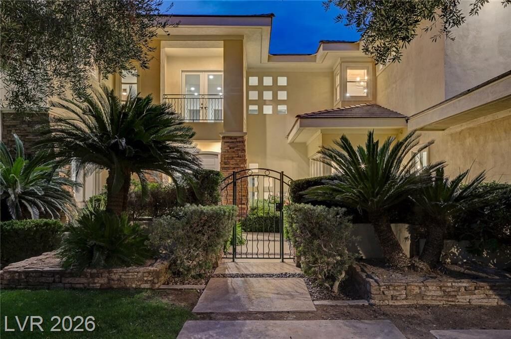 Property Photo:  605 Canyon Greens Drive  NV 89144 