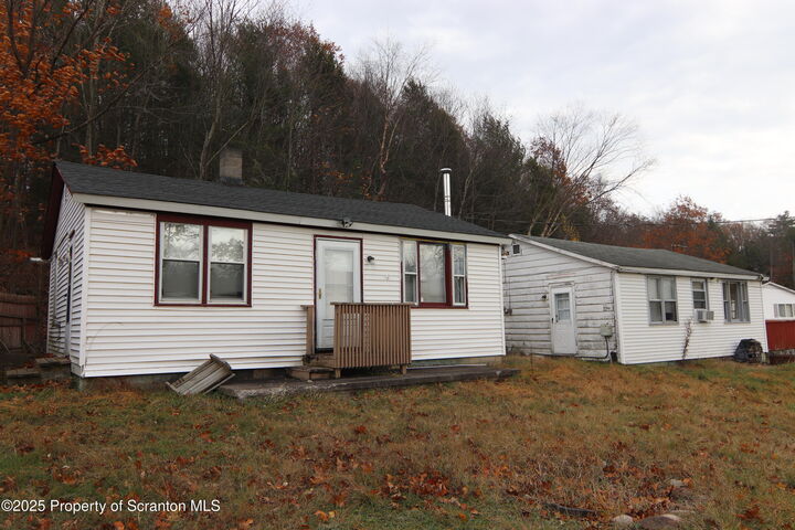Property Photo: 86 Marina Drive PA 18657