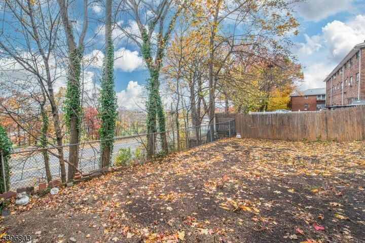 Property Photo:  340 Northwood Way  NJ 07650 