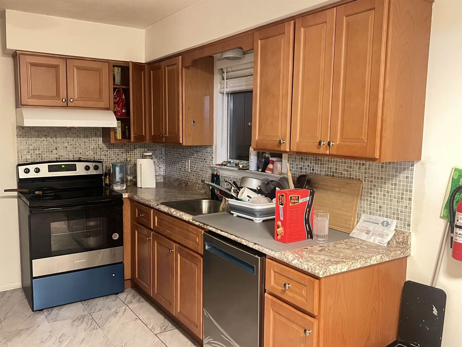 Property Photo:  607 Sussex St 2  NJ 07029 