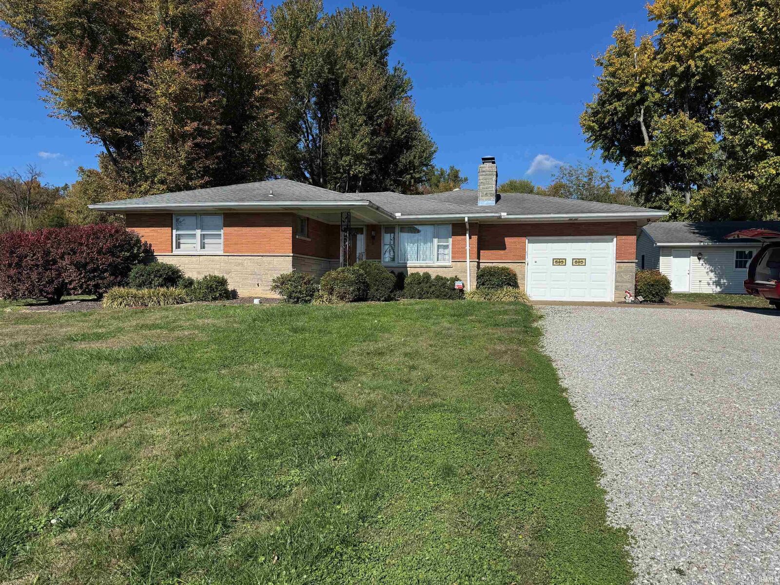 Property Photo: 8600 Vann Road IN 47630