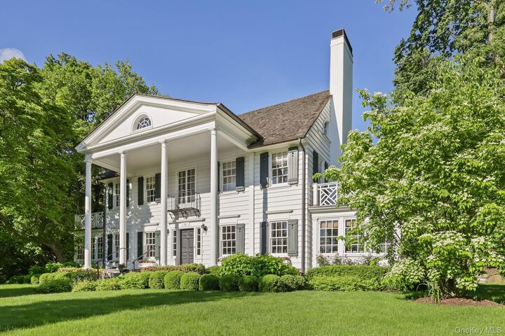 Property Photo:  86 Pondfield Road W  NY 10708 