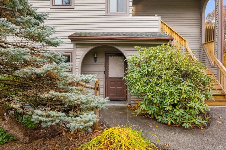 Property Photo:  46 Scenic View  NY 10598 