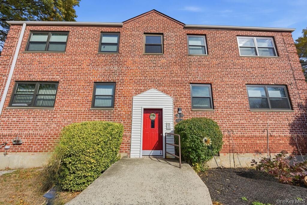 Property Photo:  156-41 80th Street 4  NY 11414 