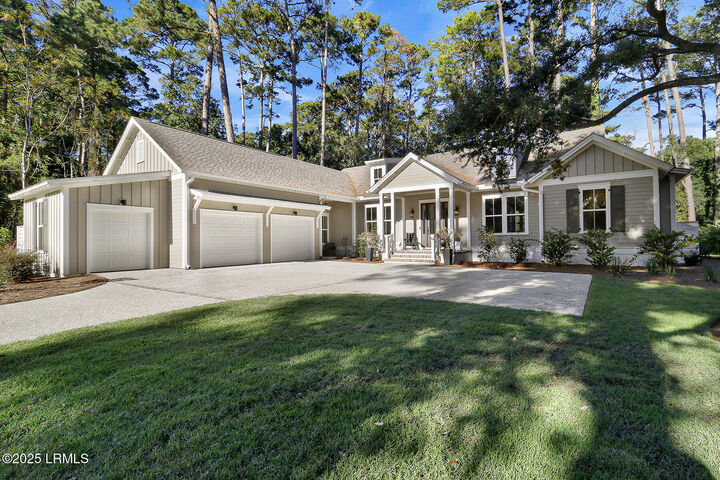 Property Photo:  61 Winding Oak Drive  SC 29909 
