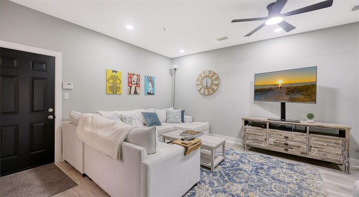 Property Photo: 3827 Parkridge Circle 1-102 FL 34243