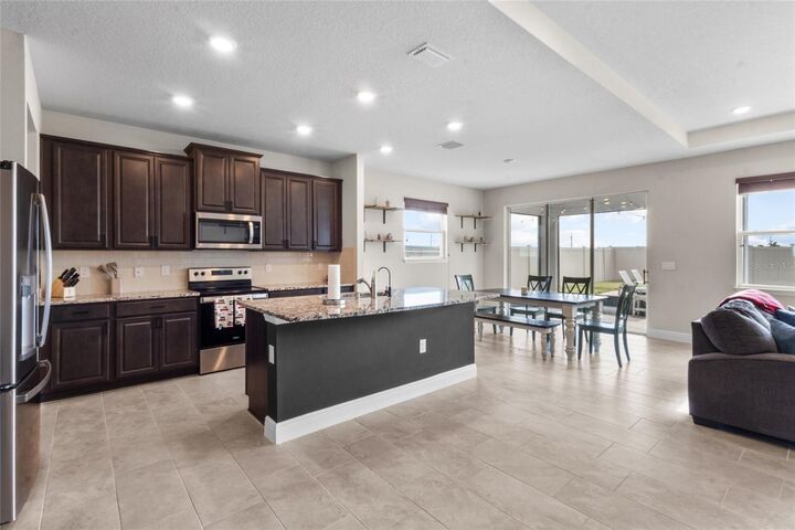 Property Photo:  108 Bright Ibis Avenue  FL 33572 