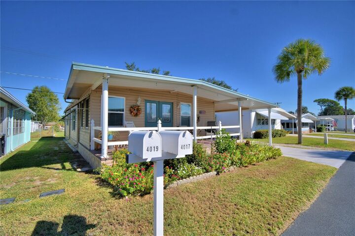 Property Photo: 4017 Rolling Oaks Drive FL 33880